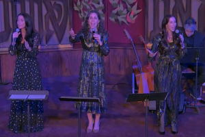 Shul-Sisters-6