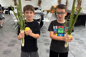 Sukkot-kid-1